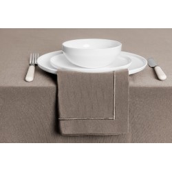 Nappe 85X85CM Deux Couleurs Disponibles. Achetez chez Paques sa. Découvrez tout notre matériel à table.