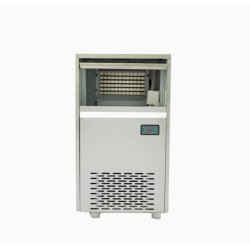 Machine à glaçon Production 30 KG . Paques SA votre spécialiste de la vente de matériel horeca & cuisine sur Liège et toute la B