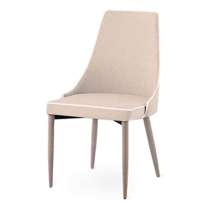 Chaise intérieur crème