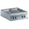 Fourneau 4 feux sur armoire ouverte by Electrolux