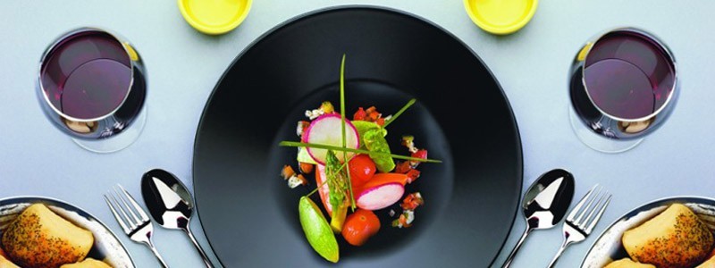 Assiette Ming noire